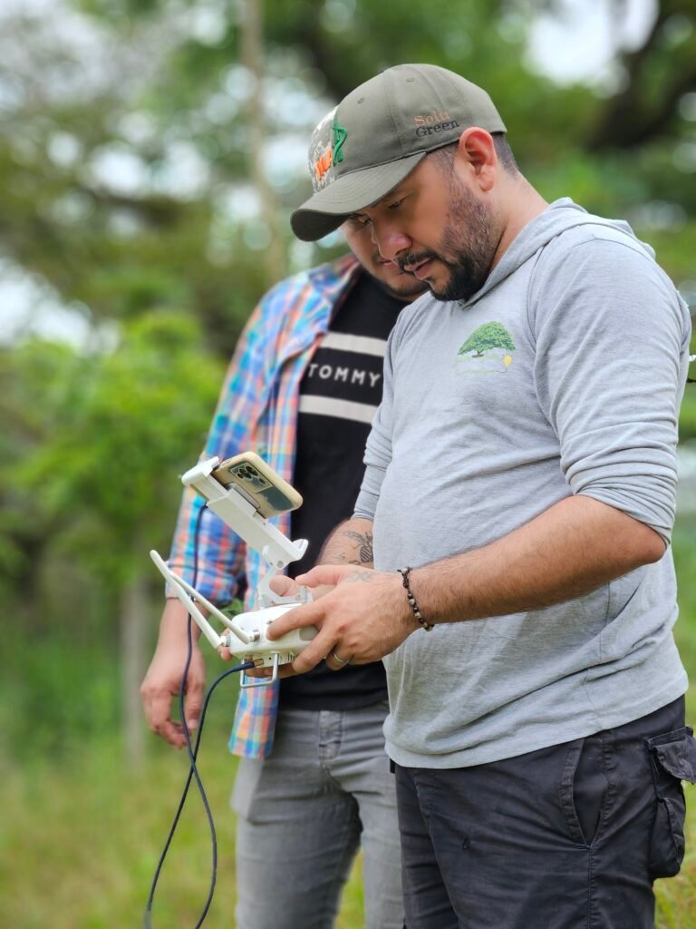 Levantamiento topográfico con dron para diseño de potreros ganaderos en Ecuador